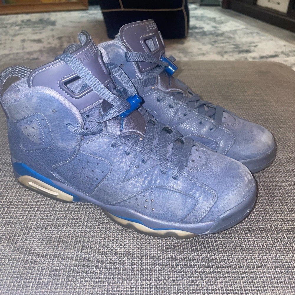 Jordan Kids Blue High-Top Sneakers